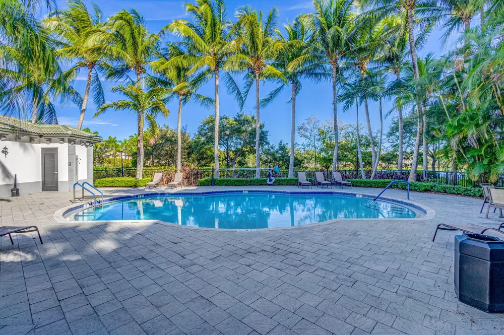 1690 Renaissance Commons Blvd, Boynton Beach, FL 33426