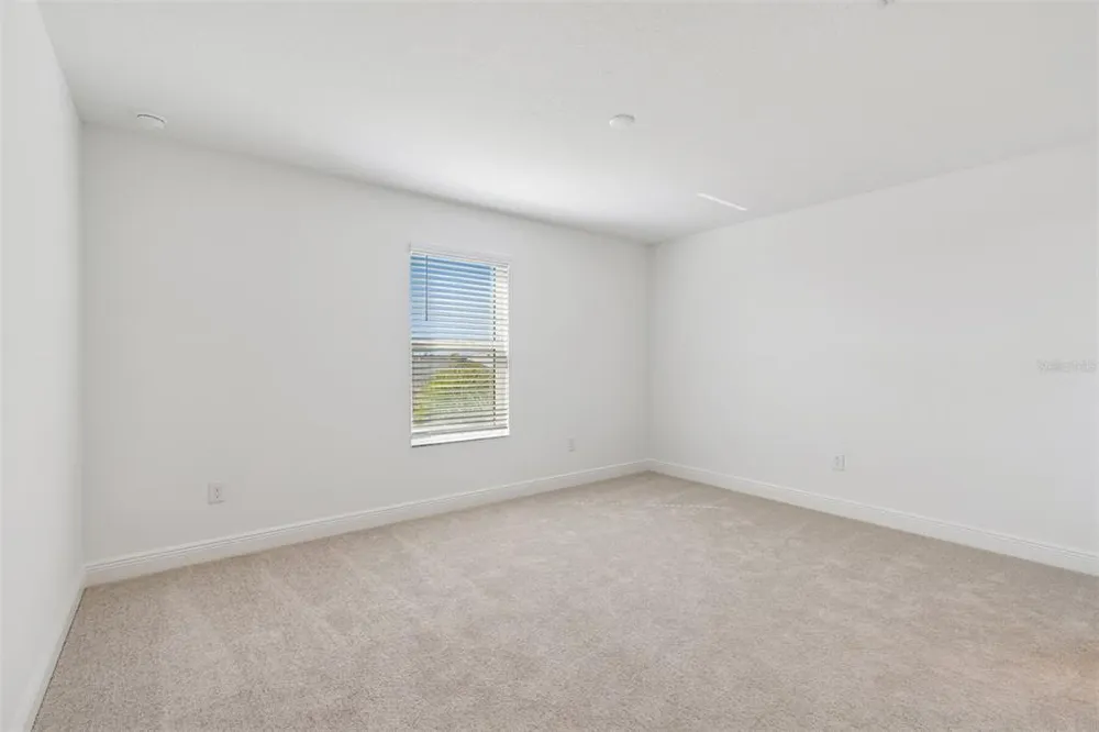 8007 Seaflower Pkwy, Bradenton, FL 34210
