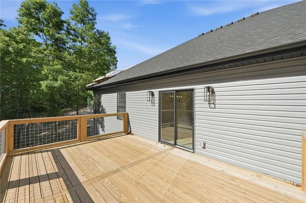 16 Burwell Dr, Bella Vista, AR 72714