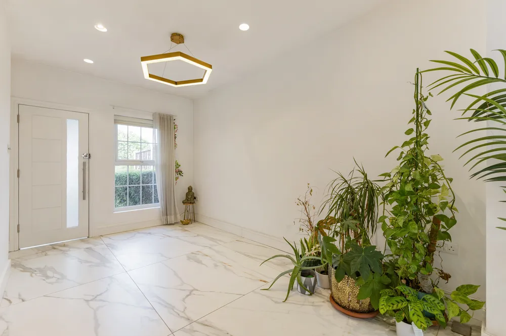 Caldecote Gardens, Bushey, WD23