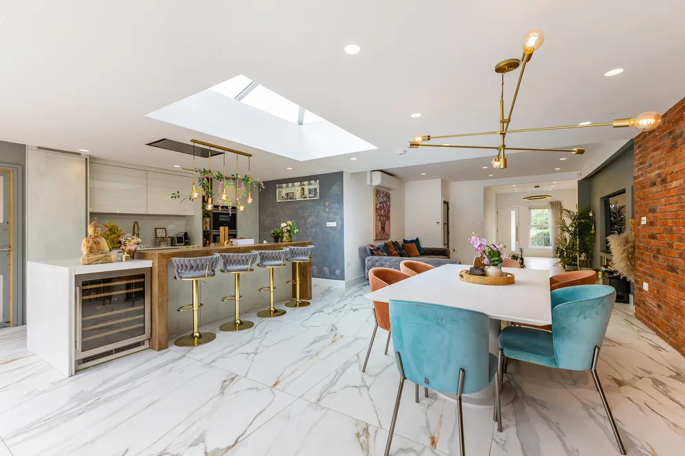 Caldecote Gardens, Bushey, WD23