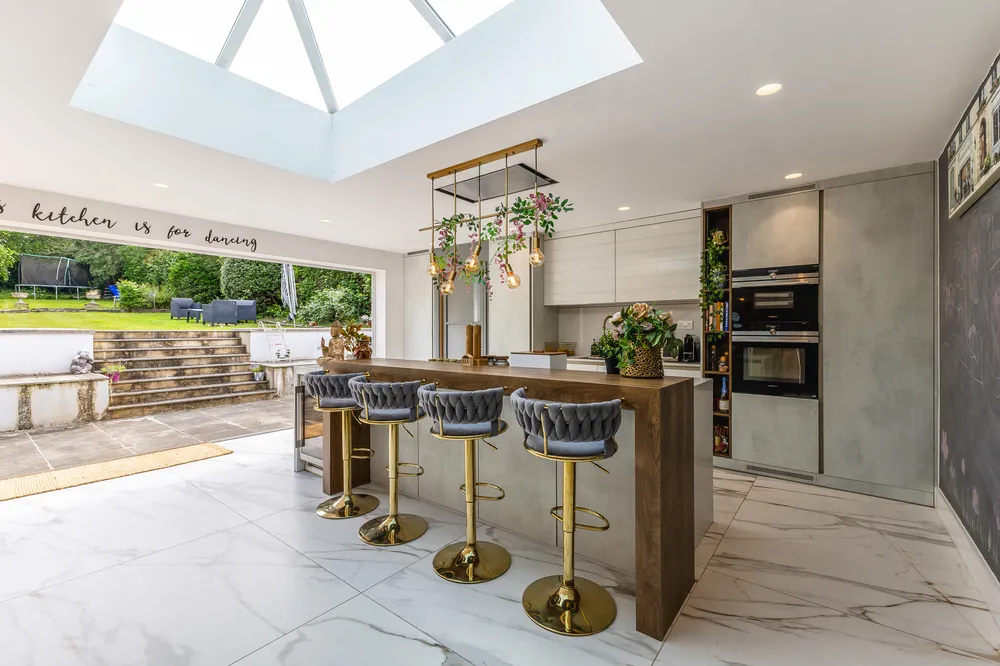 Caldecote Gardens, Bushey, WD23
