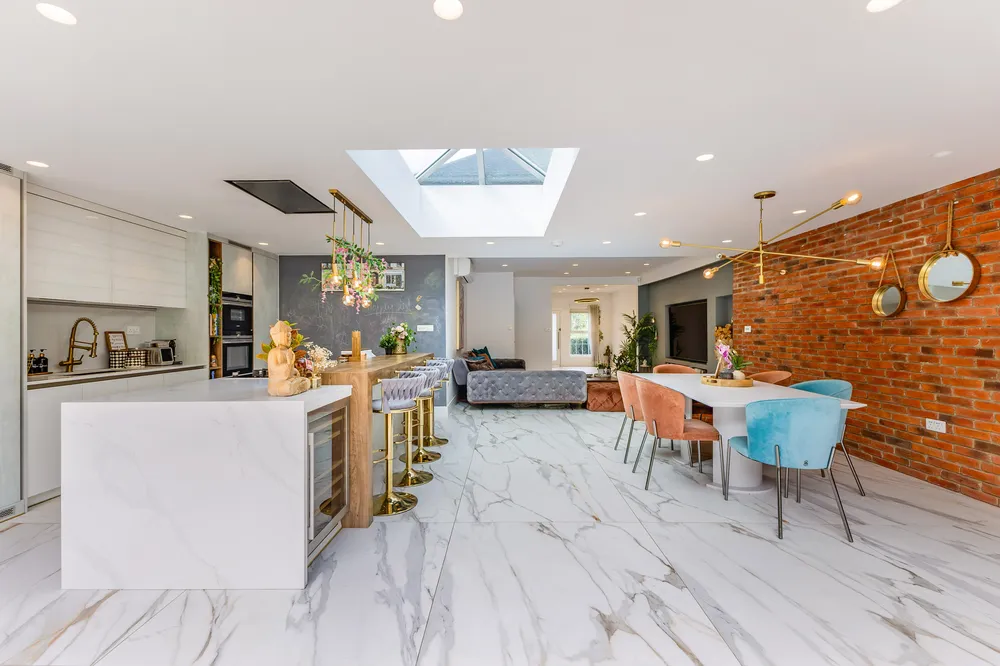 Caldecote Gardens, Bushey, WD23