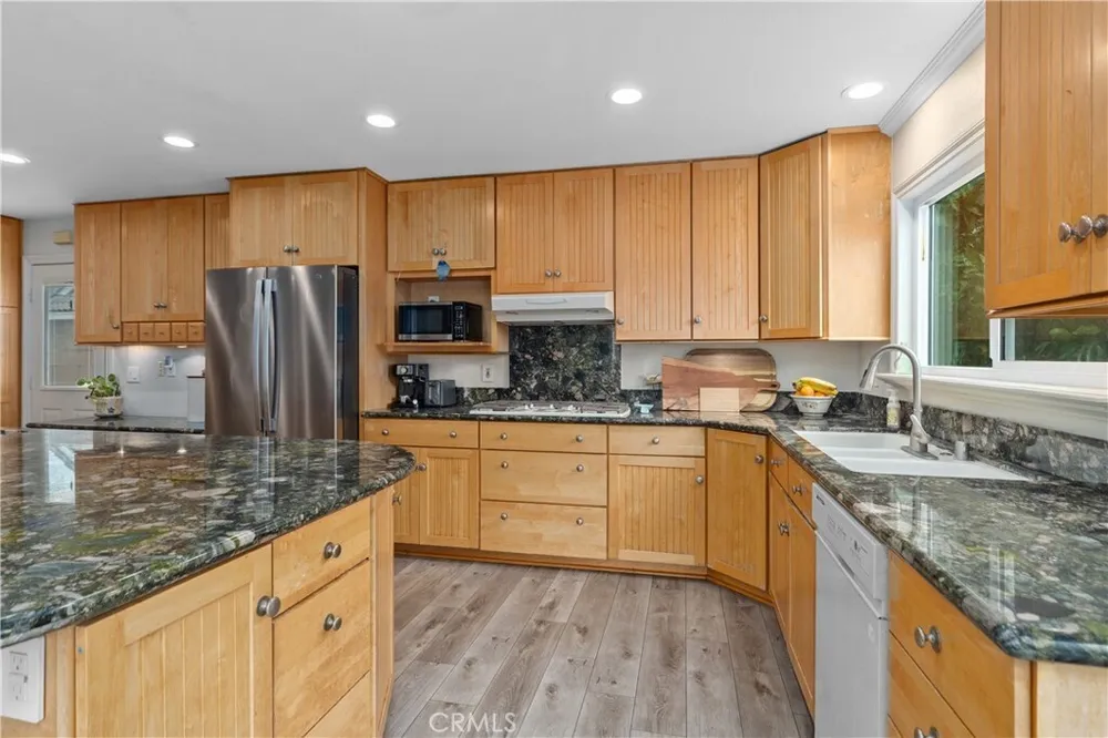 2774 W Westhaven Dr, Anaheim, CA 92804