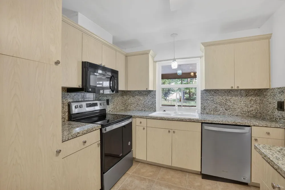 NW 98th Terrace, Coral Springs, FL 33065