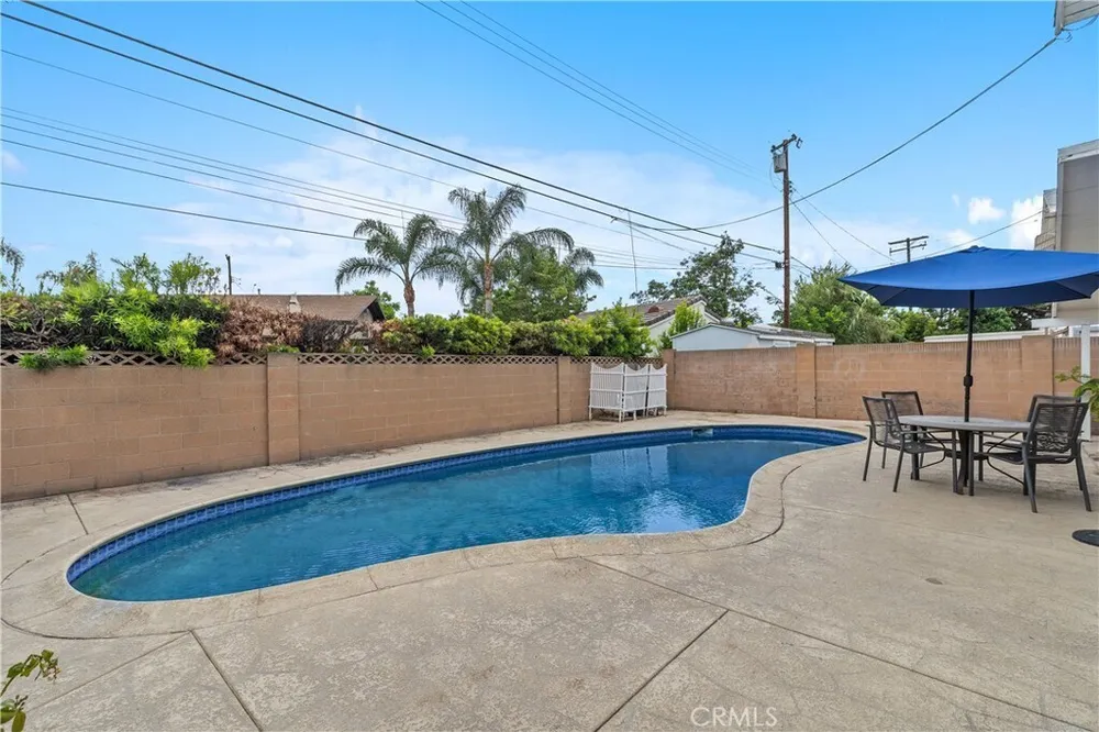2774 W Westhaven Dr, Anaheim, CA 92804