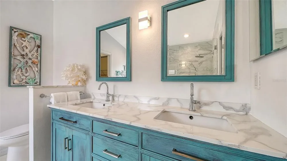 5235 Layton Dr, Venice, FL 34293