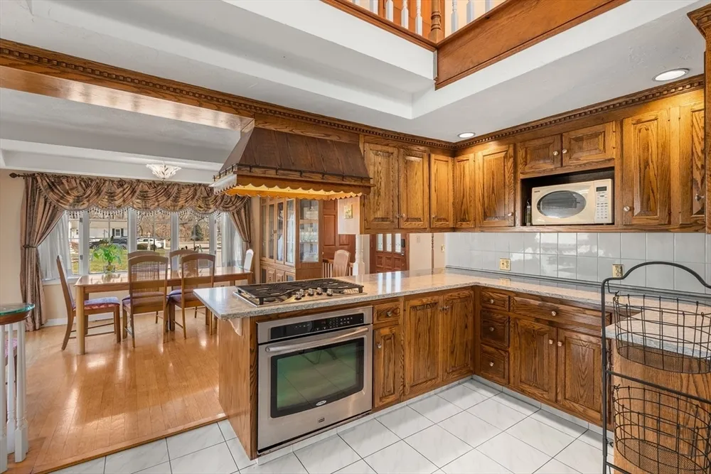 113 Temple Rd, Waltham, MA 02452