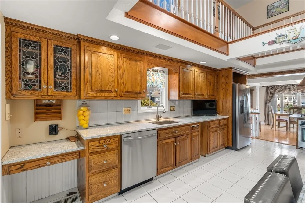 113 Temple Rd, Waltham, MA 02452