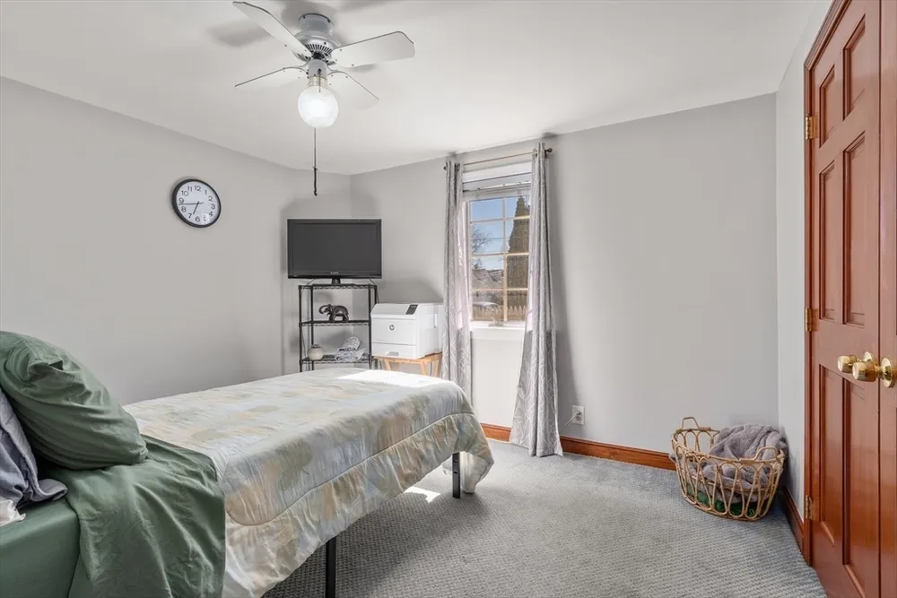 113 Temple Rd, Waltham, MA 02452