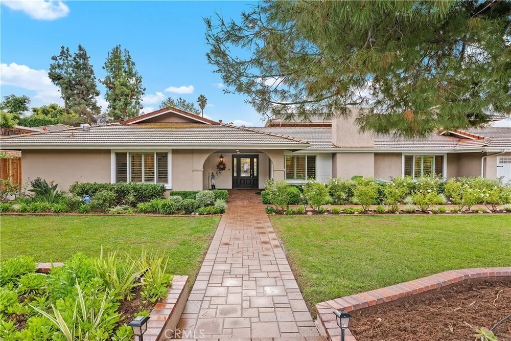 1562 Wyndham Court Rd, Santa Ana, CA 92705