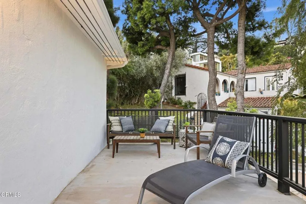 2001 Kenilworth Ave, Silver Lake, CA 90039