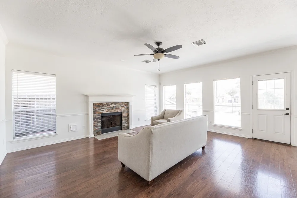 15422 Downford Dr, Tomball, TX 77377