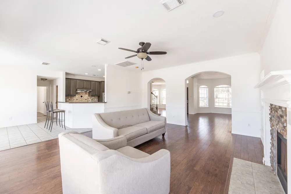 15422 Downford Dr, Tomball, TX 77377