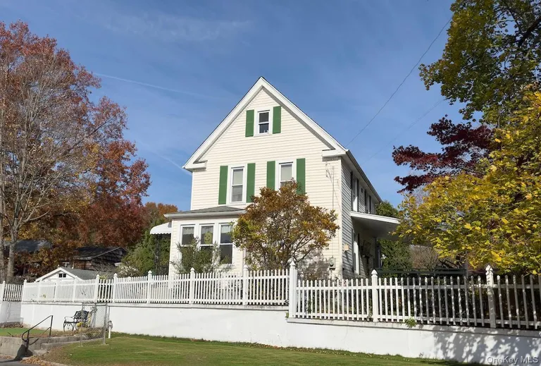 30 Blanchard Ave, Dobbs Ferry, NY 10522