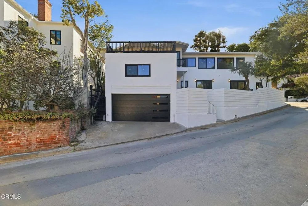 2001 Kenilworth Ave, Silver Lake, CA 90039