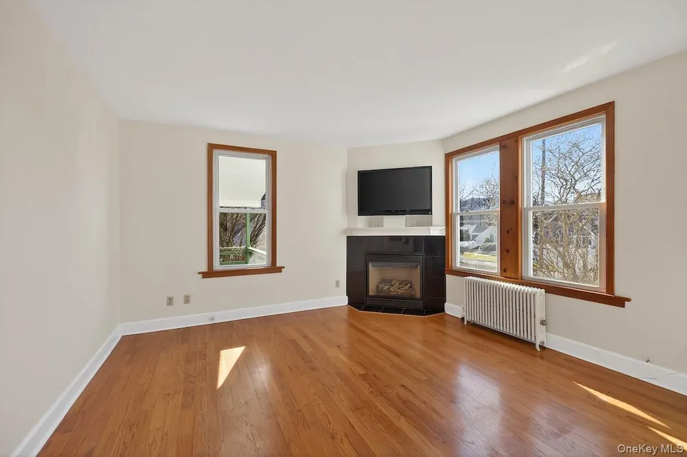 30 Blanchard Ave, Dobbs Ferry, NY 10522