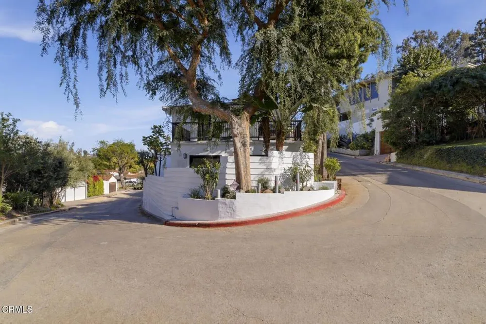 2001 Kenilworth Ave, Silver Lake, CA 90039