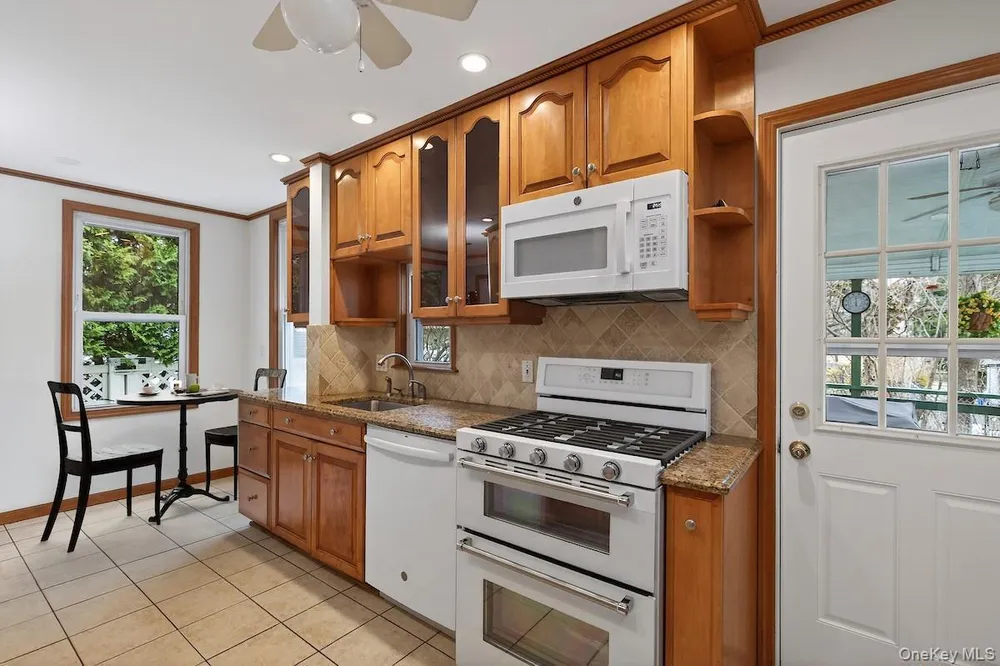 30 Blanchard Ave, Dobbs Ferry, NY 10522