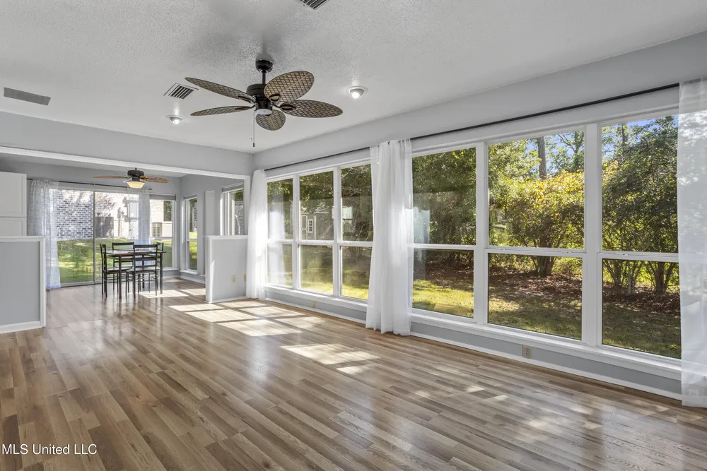 682 Auahi Pl, Diamondhead, MS 39525