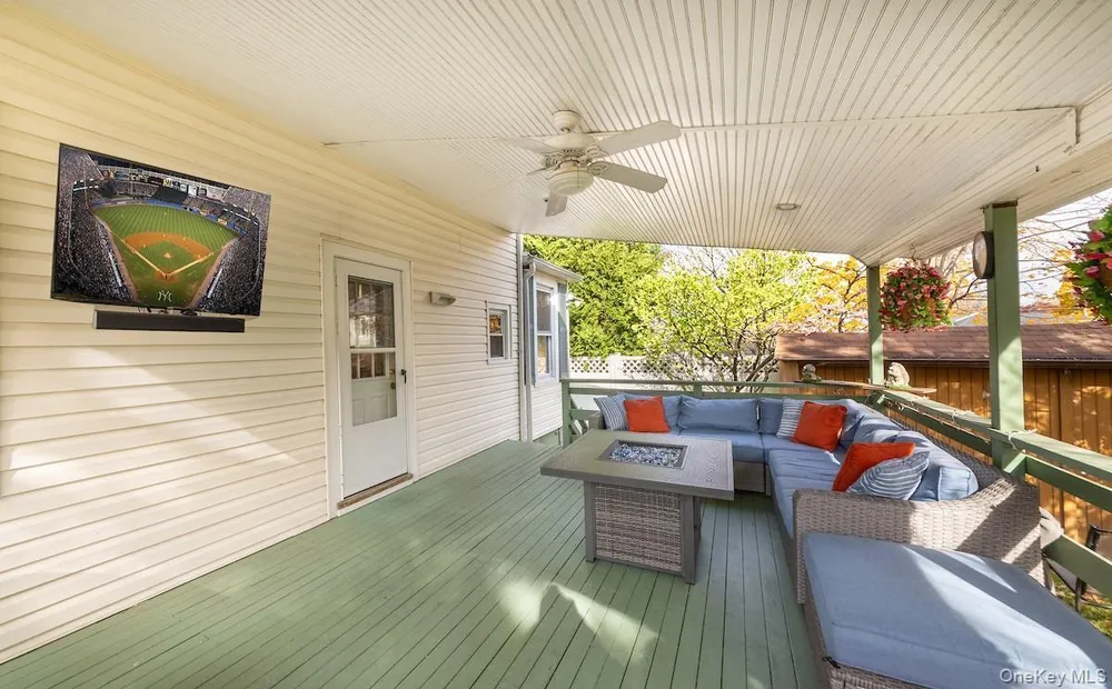 30 Blanchard Ave, Dobbs Ferry, NY 10522