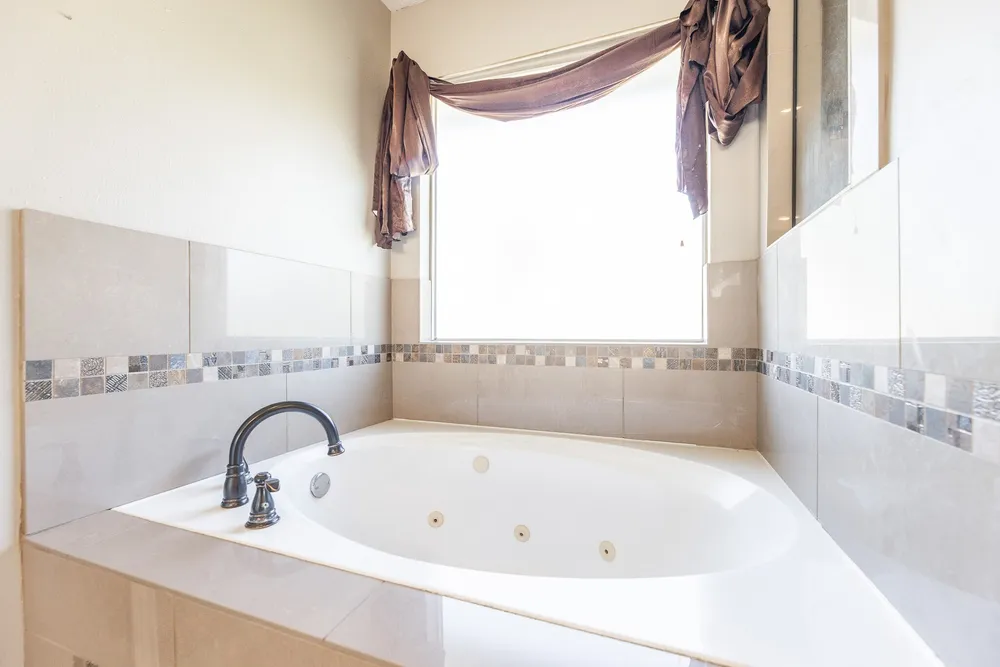 15422 Downford Dr, Tomball, TX 77377