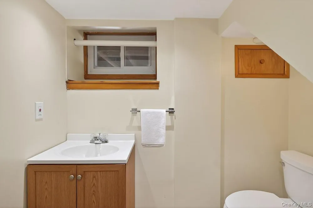30 Blanchard Ave, Dobbs Ferry, NY 10522