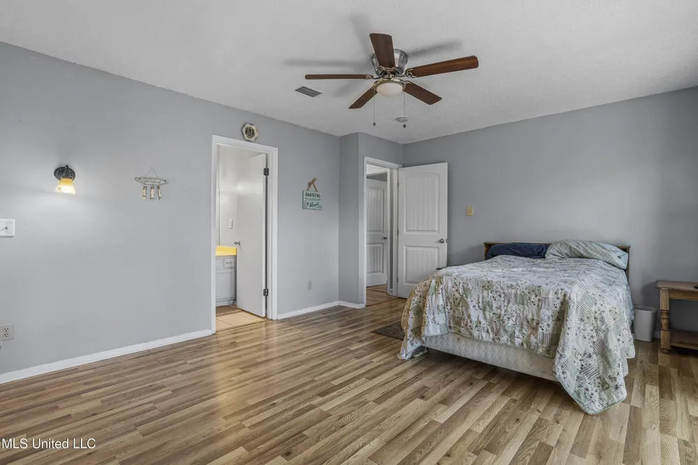 682 Auahi Pl, Diamondhead, MS 39525