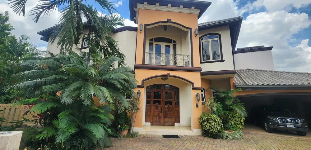MELWOOD AVENUE Kingston  St. Andrew