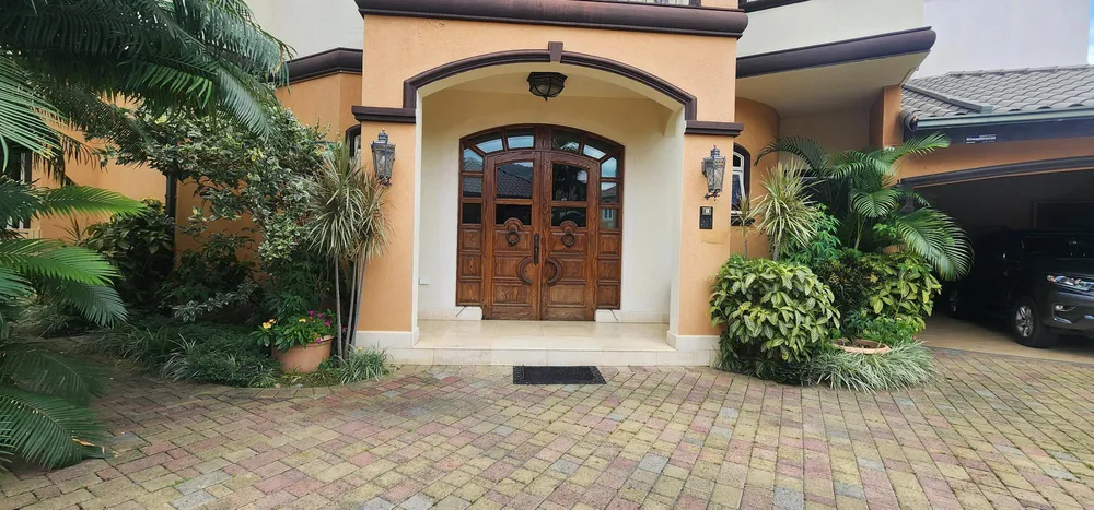 MELWOOD AVENUE Kingston  St. Andrew