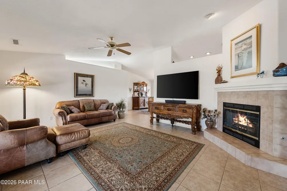377 Prescott Dr, Prescott, AZ 86301