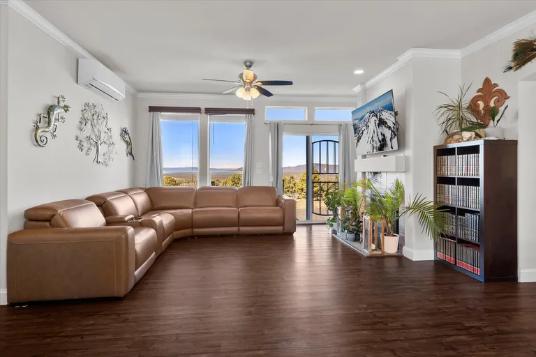 SE Oswego, Prineville, OR 97754