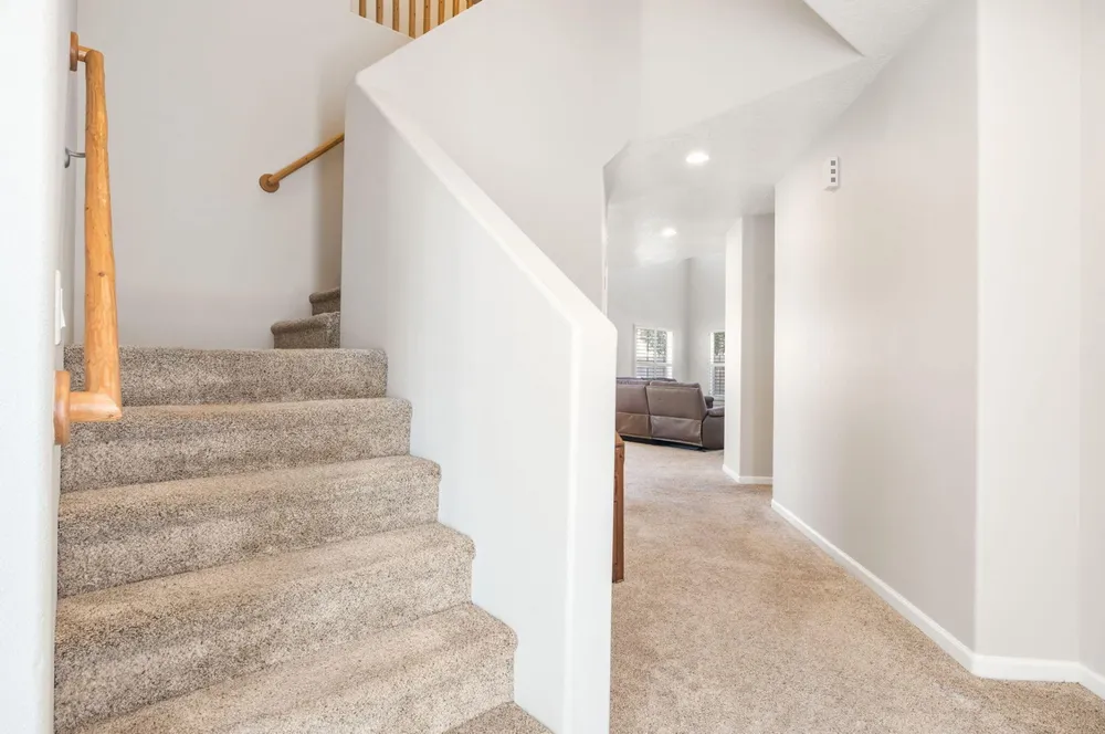 9925 Cameron St NW, Albuquerque, NM 87114