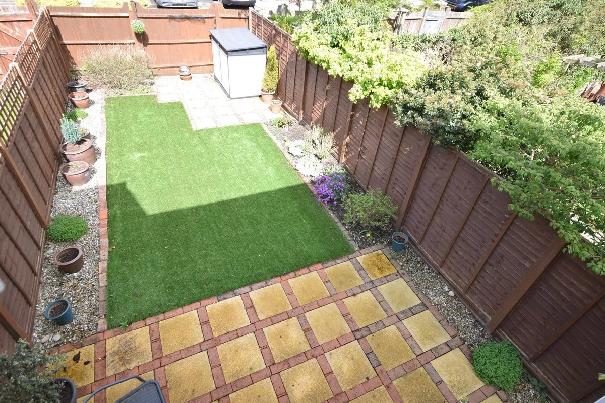 Pengilly Road, Farnham, Surrey, GU9