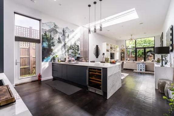 Ebury Mews, London, N5