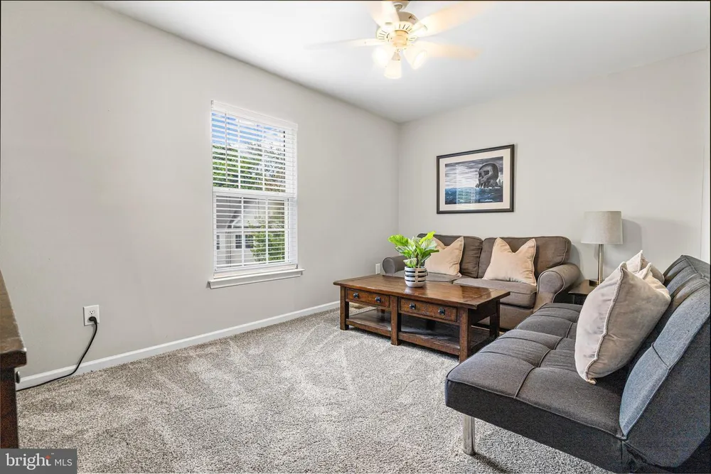 107 Rolling Hill Dr, Plymouth Meeting, PA 19462
