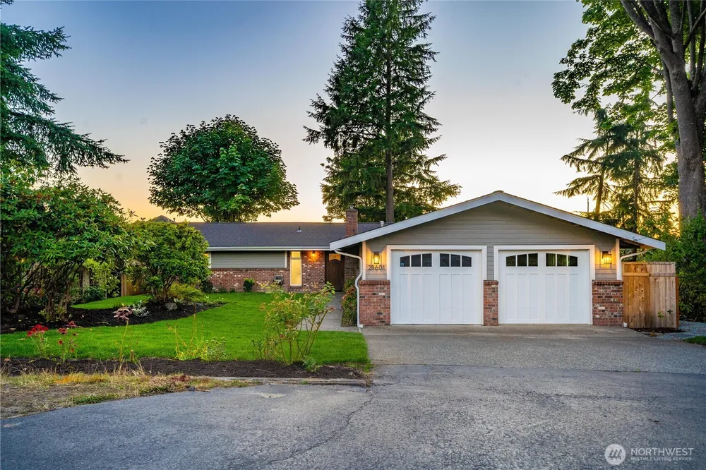 28601 13th Ave S, Federal Way, WA 98003