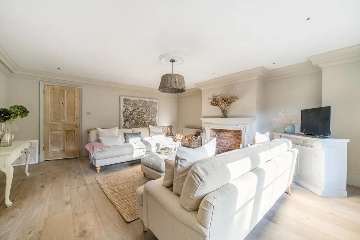 Frith End Road, Frith End, Near Farnham, GU35