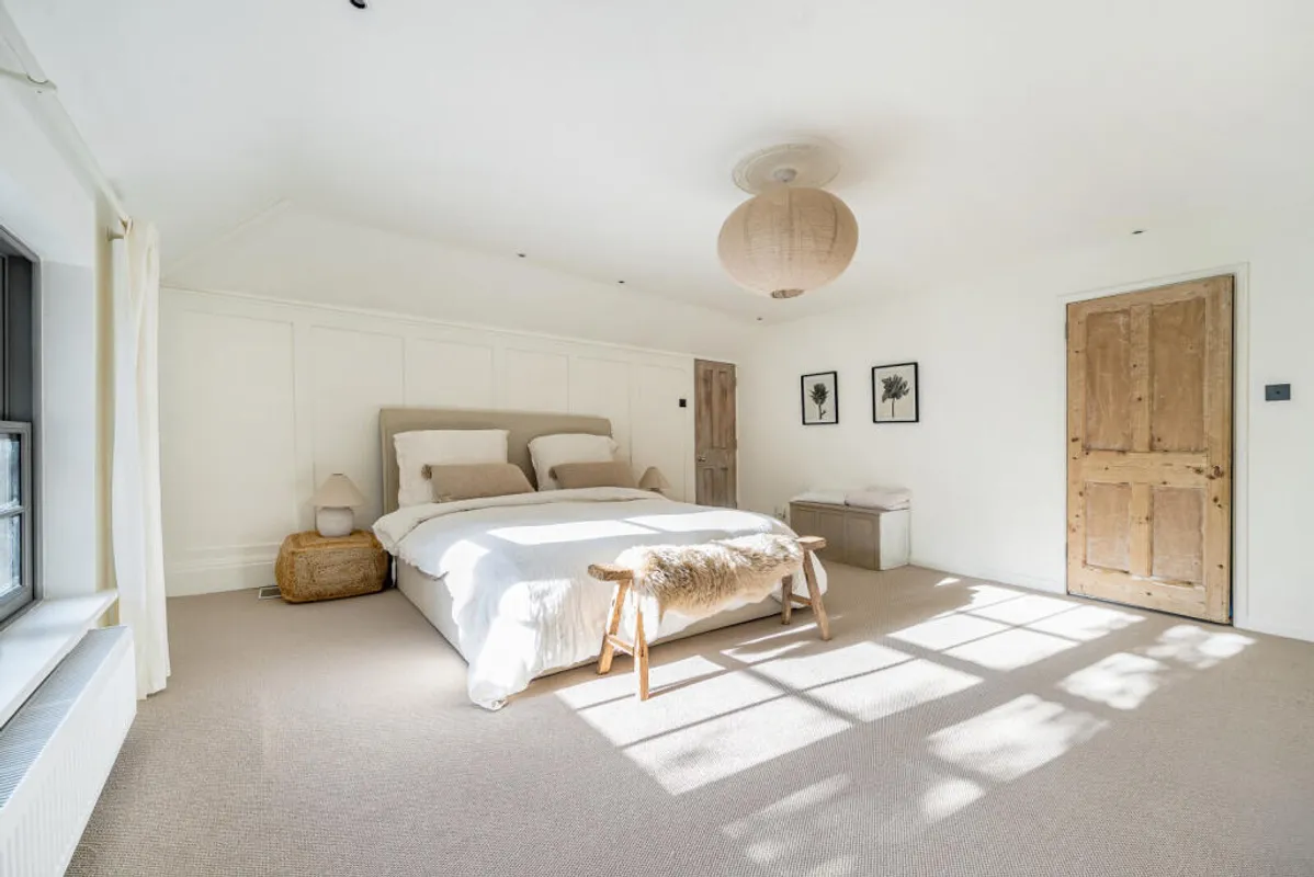 Frith End Road, Frith End, Near Farnham, GU35