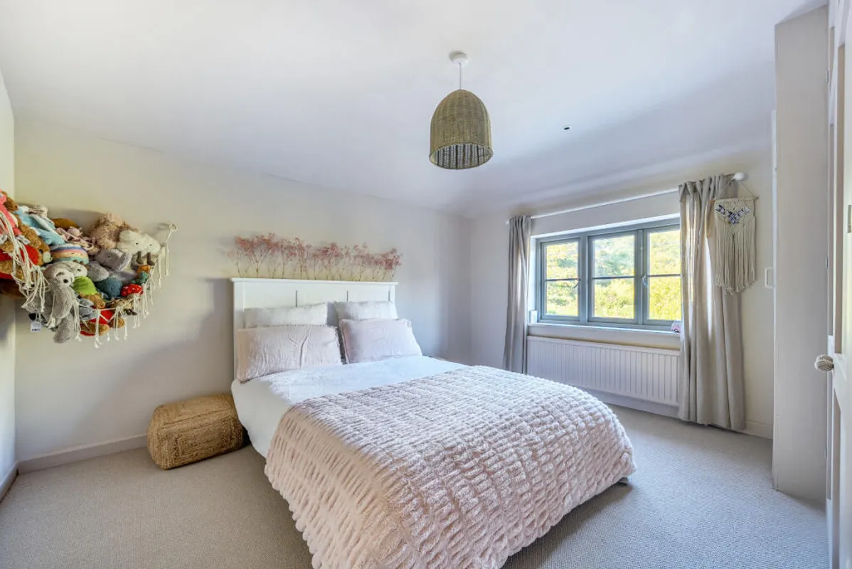 Frith End Road, Frith End, Near Farnham, GU35