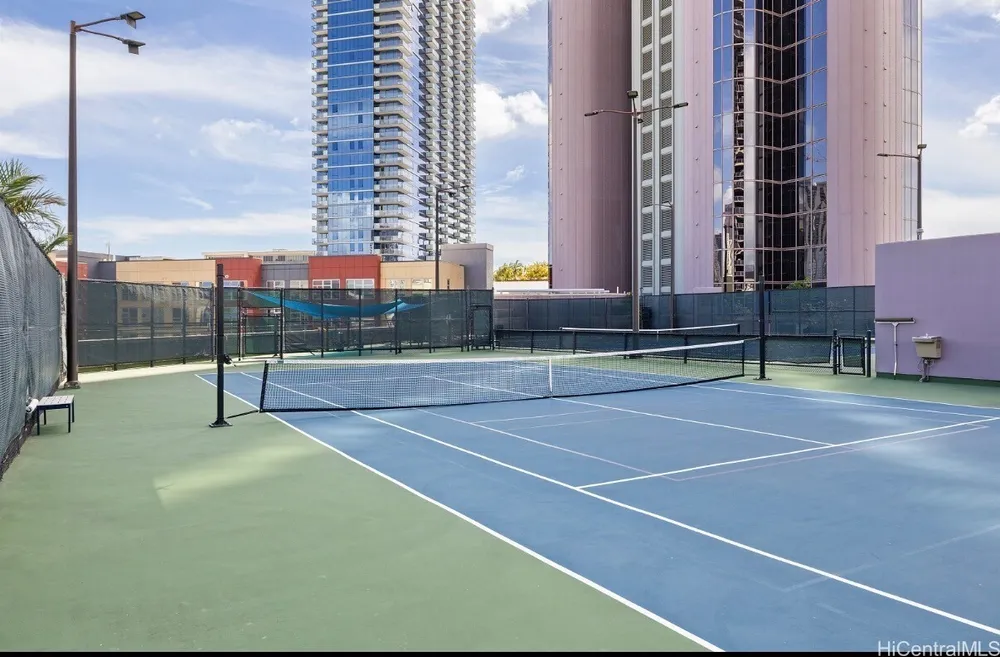 425 South St, Honolulu, HI 96813