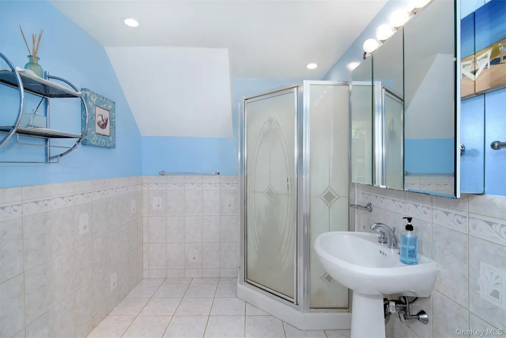 22 Lewis Ave, Dobbs Ferry, NY 10522