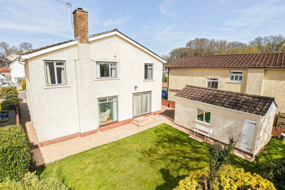 Property photo 32