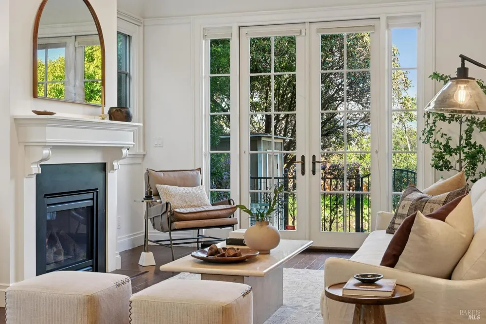 1 Tamalpais Commons Ln, Mill Valley, CA 94941