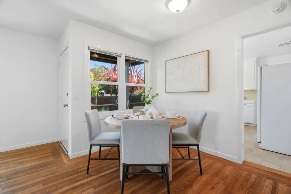 1104 Ebener St, Redwood City, CA 94061