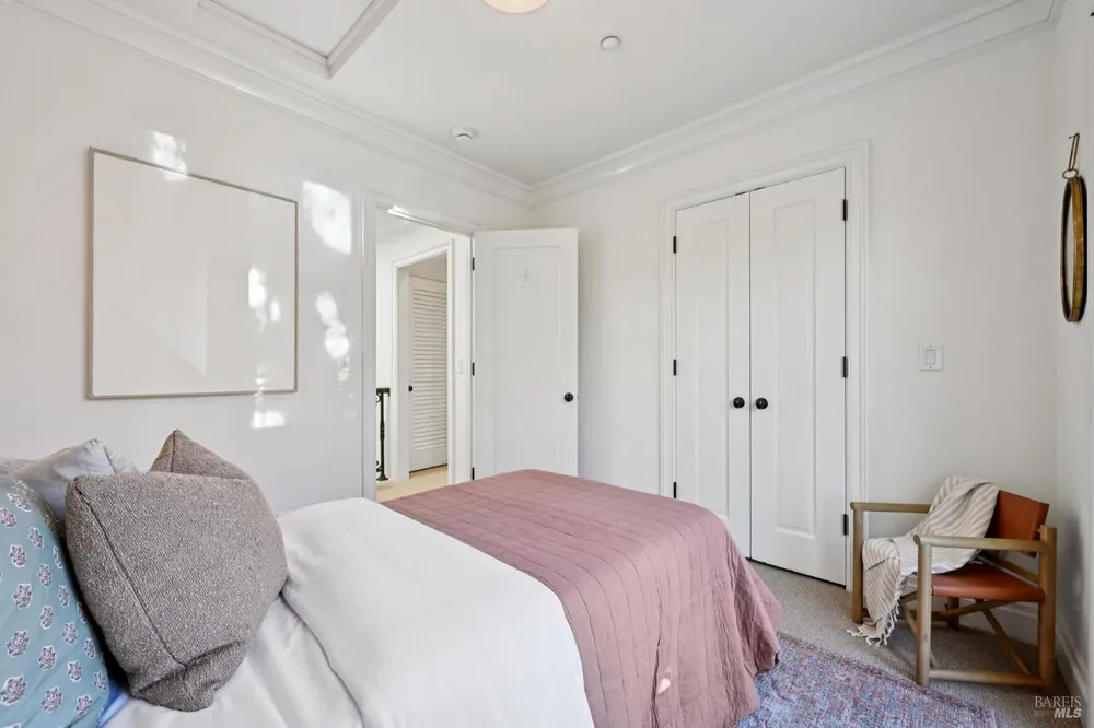 1 Tamalpais Commons Ln, Mill Valley, CA 94941