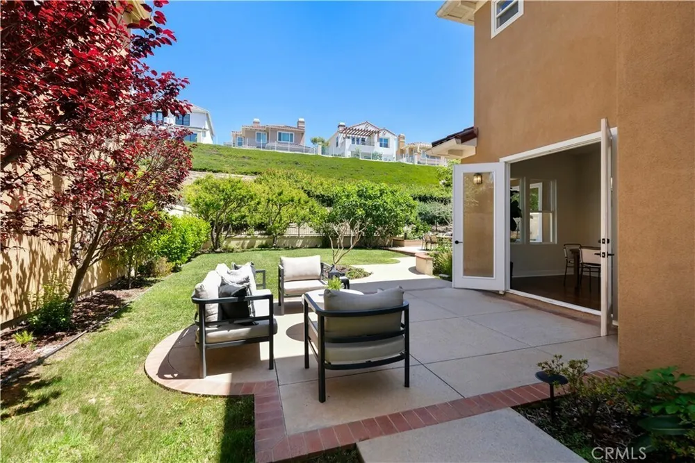 14 Pavona, Newport Beach, CA 92657