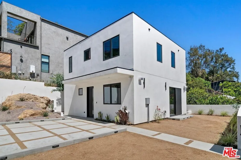 1903 Lake Shore Ave, Silver Lake, CA 90039