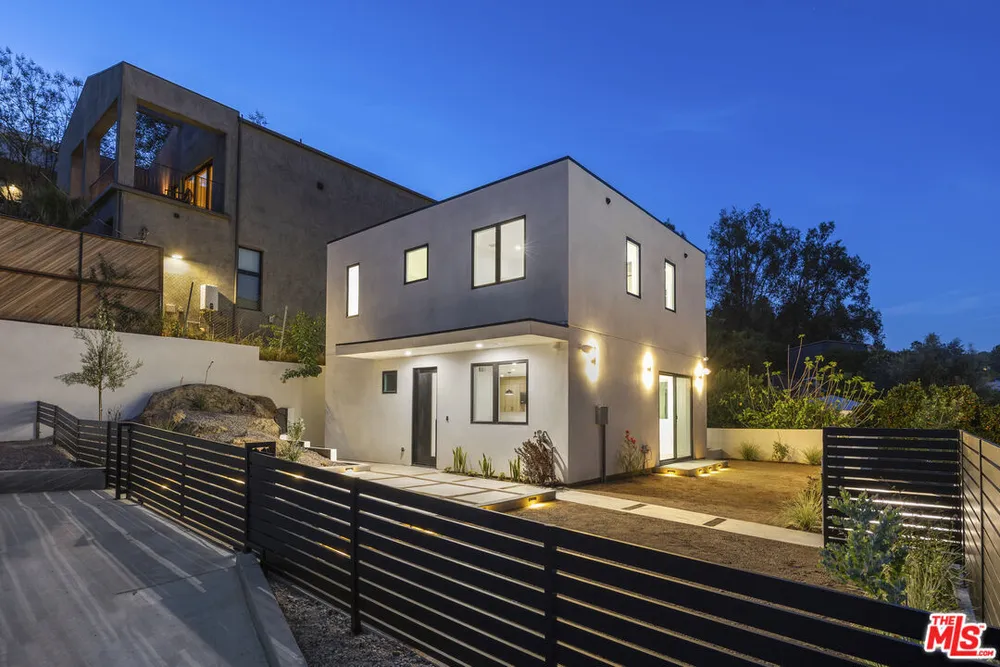 1903 Lake Shore Ave, Silver Lake, CA 90039