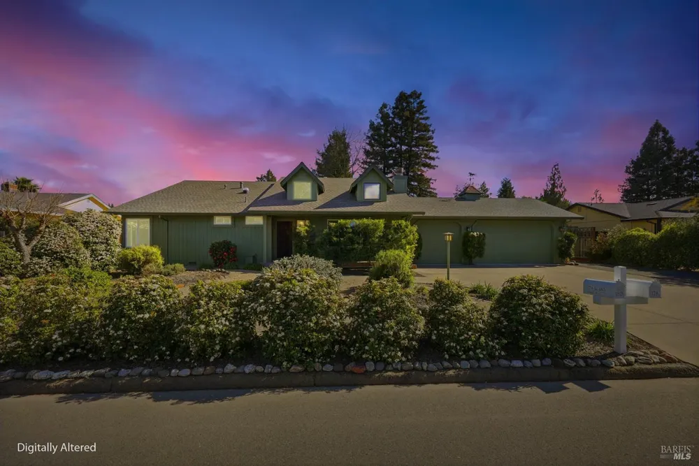 180 Barrio Way, Windsor, CA 95492
